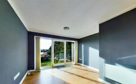 2 bedroom Flat for sale in Cromer Road, Mundesley, NR11