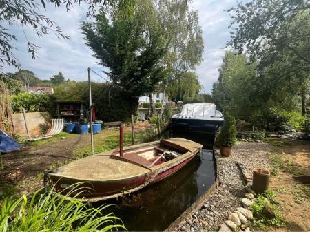 1 bedroom Plot for sale in Thorpe Island, Yarmouth Road, Norwich, NR7