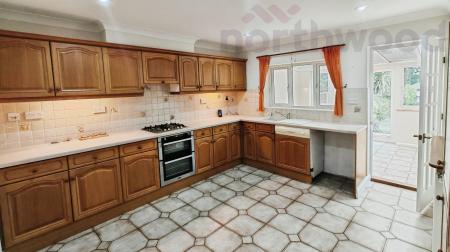 4 bedroom Semi-detached bungalow for sale in Woodland Drive, Norwich, NR6