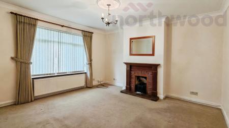 4 bedroom Semi-detached bungalow for sale in Woodland Drive, Norwich, NR6