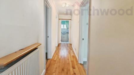 4 bedroom Semi-detached bungalow for sale in Woodland Drive, Norwich, NR6