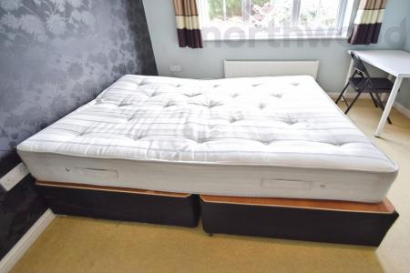 6 bedroom Detached house to let in Rimer Close, Norwich, NR5