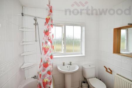 6 bedroom Detached house to let in Rimer Close, Norwich, NR5