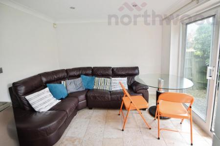 6 bedroom Detached house to let in Rimer Close, Norwich, NR5