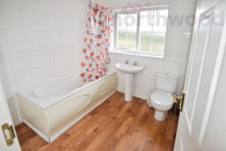 6 bedroom Detached house to let in Rimer Close, Norwich, NR5