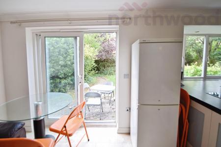 6 bedroom Detached house to let in Rimer Close, Norwich, NR5