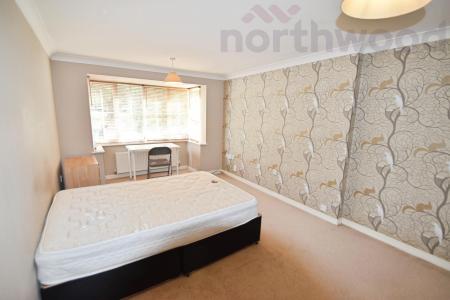 6 bedroom Detached house to let in Rimer Close, Norwich, NR5