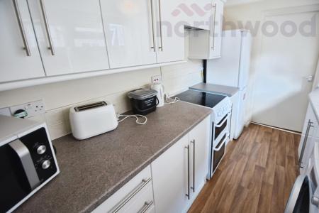 4 bedroom Terraced House to let in Avenue Road STUDENT, Norwich, NR2