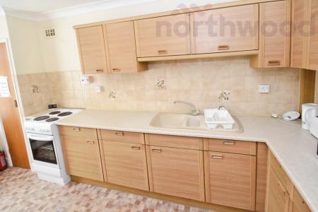 4 bedroom Semi-detached house to let in Wycliffe Road STUDENT, Norwich, NR4