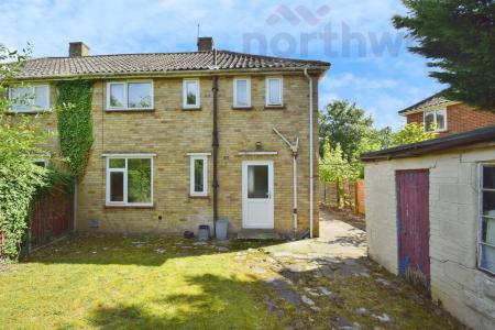 4 bedroom Semi-detached house to let in Wycliffe Road STUDENT, Norwich, NR4