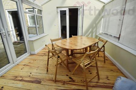 6 bedroom Detached house to let in Tizzick Close STUDENT, Three Score, Norwich, NR5