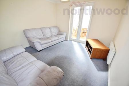 6 bedroom Detached house to let in Tizzick Close STUDENT, Three Score, Norwich, NR5