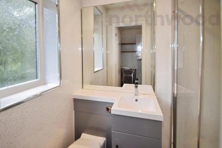 5 bedroom Semi-detached house to let in Rockingham Road, Norwich, NR5