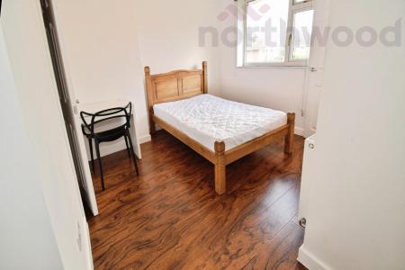 5 bedroom Semi-detached house to let in Rockingham Road, Norwich, NR5