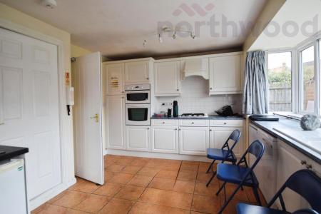 5 bedroom Detached house to let in Mardle Street STUDENT, Norwich, NR5