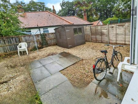 4 bedroom Bungalow to let in Bowthorpe Road, Norwich, NR5