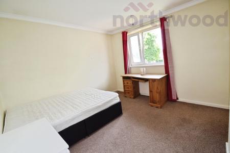 6 bedroom Semi-detached house to let in Buckingham Road STUDENT, Norwich, NR4