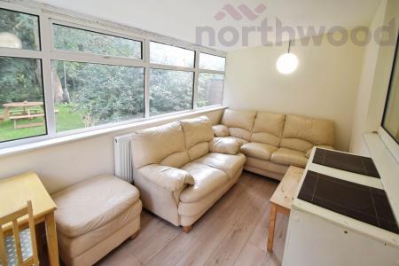 6 bedroom Semi-detached house to let in Buckingham Road STUDENT, Norwich, NR4