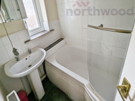 6 bedroom Semi-detached house to let in Friends Road STUDENT, Norwich, NR5