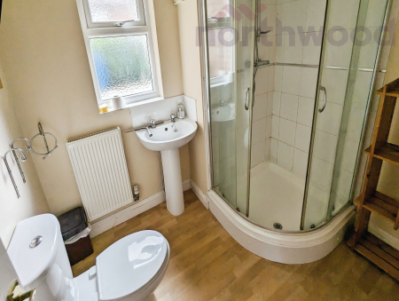 6 bedroom Semi-detached house to let in Friends Road STUDENT, Norwich, NR5