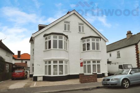2 bedroom Flat to let in Hamilton Road, Great Yarmouth, NR30