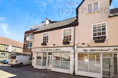 2 bedroom Town house to let in St Georges Street, Norwich, NR3