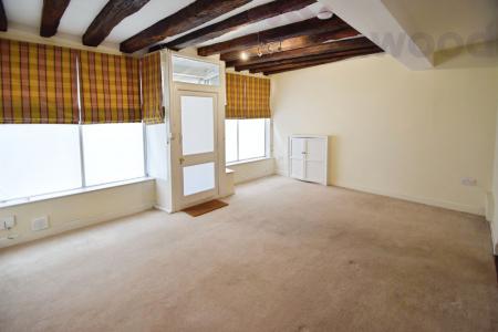 2 bedroom Town house to let in St Georges Street, Norwich, NR3
