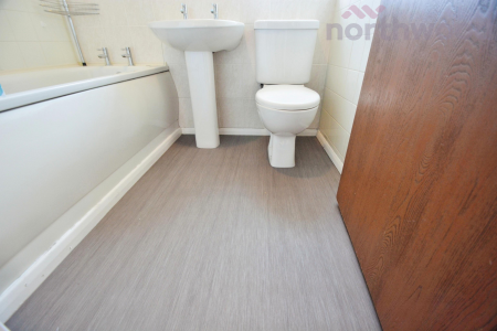 2 bedroom Semi-detached house to let in Dover Court, Caister-on-Sea, NR30