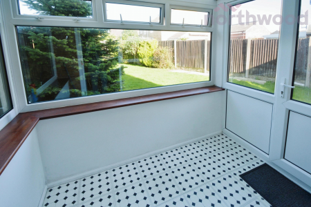 2 bedroom Semi-detached house to let in Dover Court, Caister-on-Sea, NR30