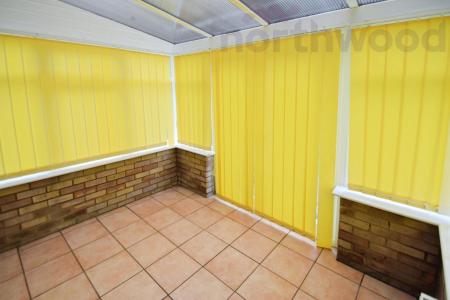 2 bedroom Bungalow to let in The Paddocks, Old Catton, NR6