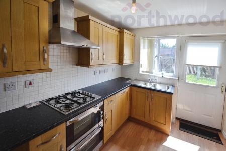 4 bedroom Town house to let in Magnolia Way, Queens Hill, Costessey, Norwich, NR8