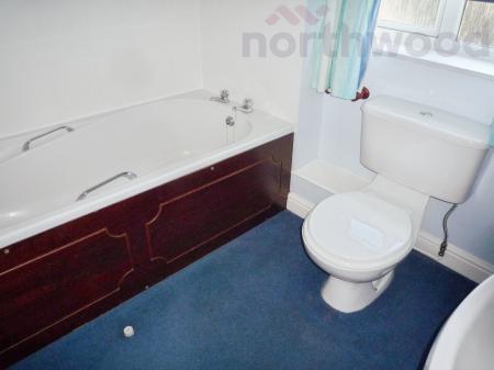 3 bedroom Detached house to let in Marauder Road, Old Catton, NR6