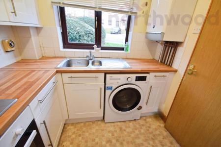 1 bedroom Flat to let in Thorpe Park, Norwich, NR1