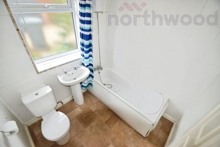 1 bedroom Flat to let in Press Lane, Norwich, NR3
