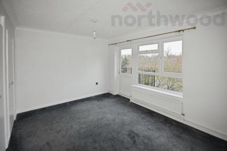 3 bedroom Flat to let in Marl Pit Lane, Norwich, NR5