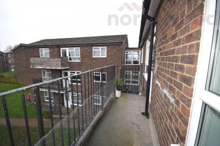 3 bedroom Flat to let in Marl Pit Lane, Norwich, NR5
