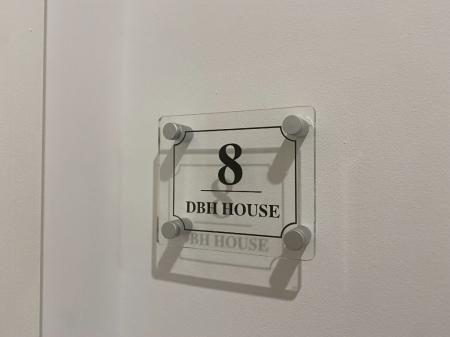 2 bedroom Flat for sale in Carlton Square, Carlton, Nottingham, NG4