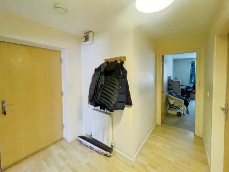 1 bedroom Flat for sale in Fairway Drive, Carlton, Nottingham, NG4