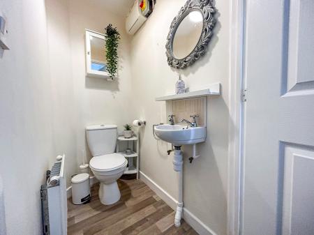 3 bedroom Semi-detached house for sale in Orchil Street, Giltbrook, NG16