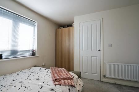 2 bedroom Terraced House for sale in Renshaw Drive, Nottingham, NG4