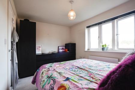 2 bedroom Terraced House for sale in Renshaw Drive, Nottingham, NG4