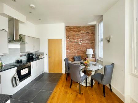 1 bedroom Apartment for sale in South Parade, City Centre, Nottingham, NG1