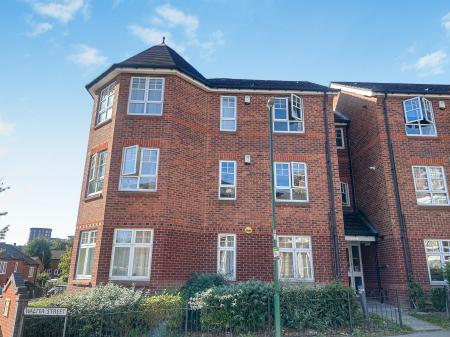 2 bedroom Flat for sale in Howard Court, Walter Street, Nottingham, NG7
