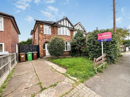 Hollinwell Avenue, Wollaton, Nottingham, NG8