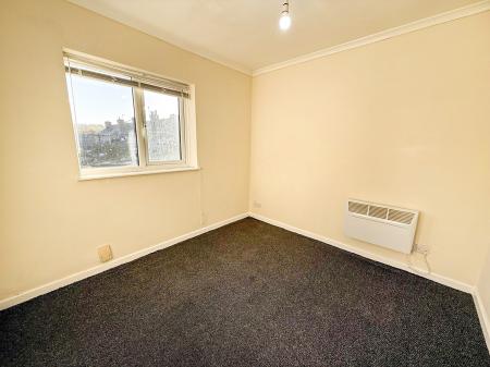 1 bedroom Flat to let in May Court, Carrington, NG5