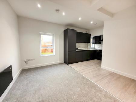 1 bedroom Flat to let in Meadow Road, Beeston, NG9