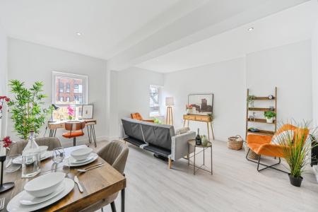 1 bedroom Flat to let in Meadow Road, Beeston, NG9