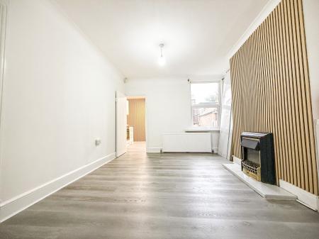 3 bedroom Semi-detached house to let in Nottingham Road, Nottinghamshire, Sherwood Nottingham, NG7