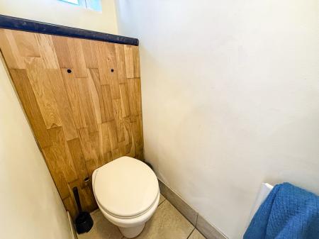 1 bedroom House share to let in Springwood Gardens, Woodthorpe, NG5