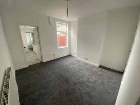 2 bedroom Terraced House to let in Warwick Street, Dunkirk, Nottingham, NG7